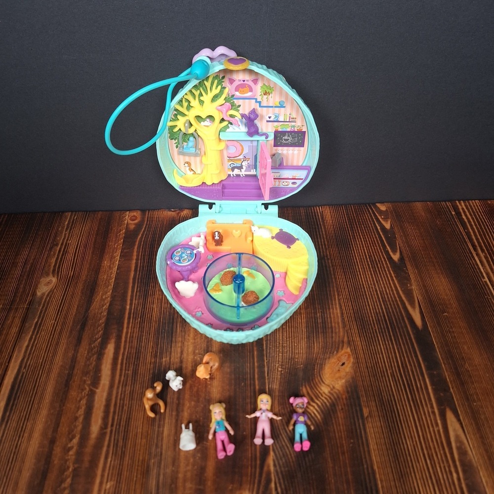 Polly Pocket Hedgehog Cafe Compact Playset 3 Micro Dolls 3 Pets Mattel Teal
